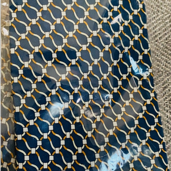 New necktie - Picture 5 of 6